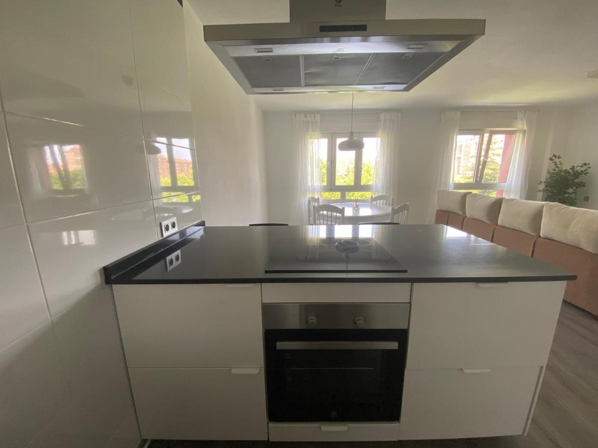 173A Amplio Apartamento Moderno Gijon Luaran gambar